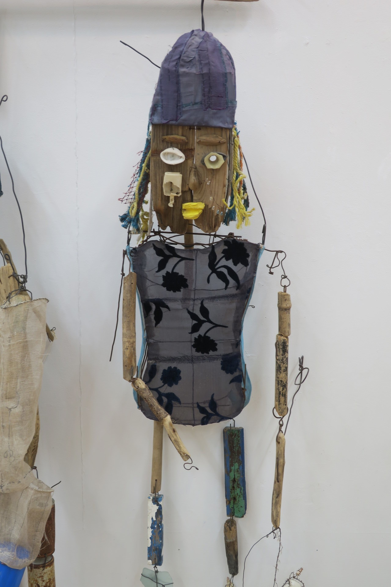加藤啓さんの「漂着物/廃棄物の操り人形」展、面白い＋吉増剛造さんの